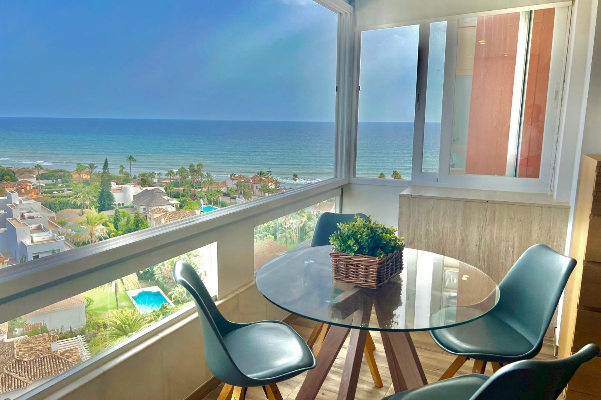 Beachfront - Beachside With Stunning Sea Views Leilighet Marbella